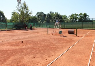 Konačno obnova teniskog igrališta u Gospiću