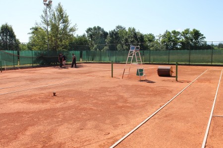 Konačno obnova teniskog igrališta u Gospiću