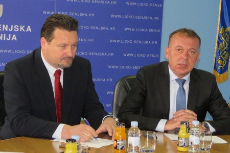 Ministar Kuščević donio skoro 2 milijuna kuna u Ličko-senjsku županiju