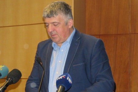 VIDEO: Krmpotić kaže Starčeviću:”ako sam ja kriminalac što me niste prijavili?”