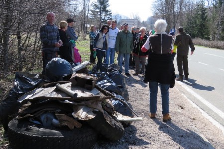 POHVALNO: Brojni volonteri čistili dijelove Nacionalnog parka Plitvička Jezera