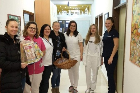 Društvo Naša djeca Gospić opet darivalo Dječji odjel gospićke bolnice