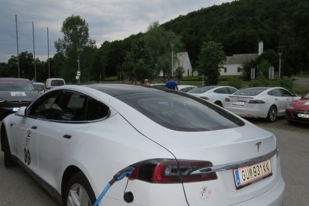 Danas u Novom Vinodolskom starta Nikola Tesla EV Rally Croatia, u Teslin rodni Smiljan dolaze 18.svibnja
