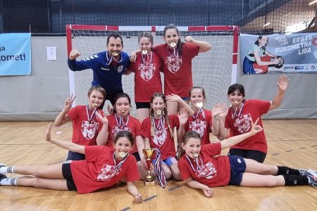 BRAVO: Nova talentirana generacija gospićkih rukometašica zlatna na Erste ligi u Rijeci