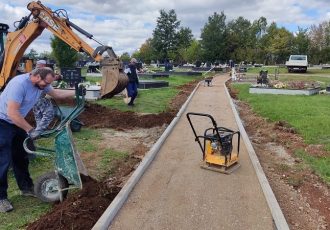 Državnim sufinanciranjem rekonstruira  se groblje u Lovincu