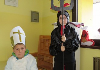 Sveti Nikola na Dječjem odjelu gospićke bolnice