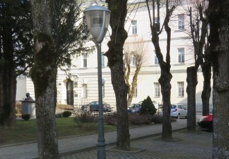 Uspravljena lampa