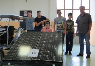 Solarni automobil Strukovne škole Gospić osvojio 5.mjesto u Sisku