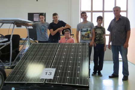 Solarni automobil Strukovne škole Gospić osvojio 5.mjesto u Sisku