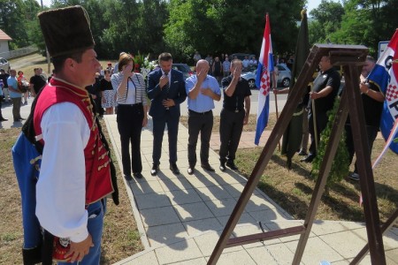 Široka Kula, mjesto patnje hrvatskoga naroda za što nitko ne odgovara. Do kada???