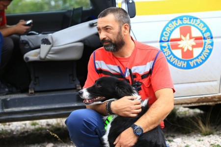 BRAVO: gospićki HGSS-ovac Mario Jelić dobio zahvalnicu za promicanje sustava civilne zaštite u prošloj godini