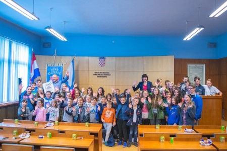 U sklopu Dječjeg tjedna gradonačelnik Karlo Starčević primio gospićke vrtićarce i osnovnoškolce