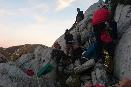Akcija spašavanja penjača na Velebitu uspješno završena!!!