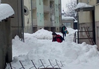 Nakon snježnog nevremena u Gospiću tragedija spriječena, a odšteta???