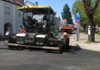 Završava se asfaltiranje ulica u centru Gospića
