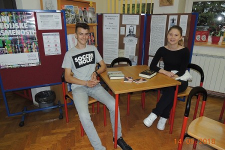 Gimnazijalci Barbara Bašić i Vid Šarić u završnici natjecanja Čitanjem do zvijezda postigli odlične rezultate u poznavanju povijesnog romana!!!