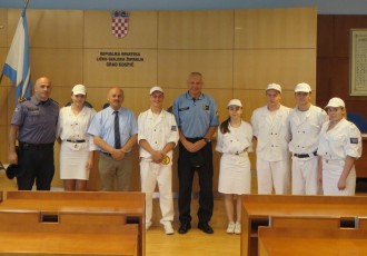 I ove godine u Gospiću će prometni red čuvati mladi policajci