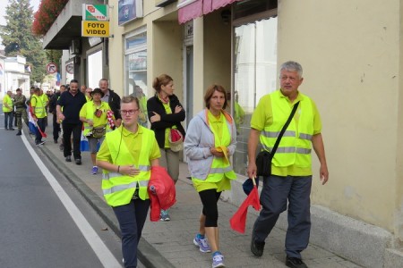 Hodočasnici iz Otočca do Solina danas se u Gospiću pojačali još jednim sudionikom