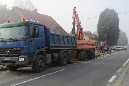 KONAČNO: Zahuktali se radovi na uređenju Budačke ulice