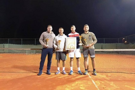 Antonio Alić osvojio teniski turnir u Gospiću