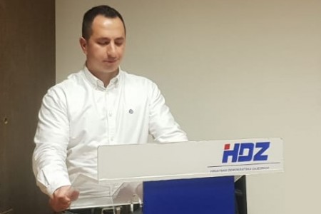 Tomislav Vrkljan izabran za predsjednika gospićke Mladeži HDZ-a!