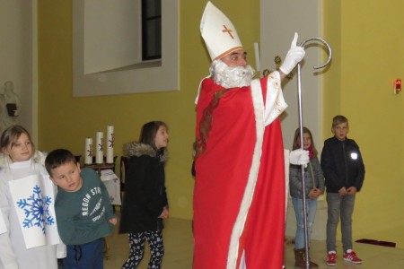 Sveti Nikola u gospićkoj Katedrali izazvao oduševljenje!!!