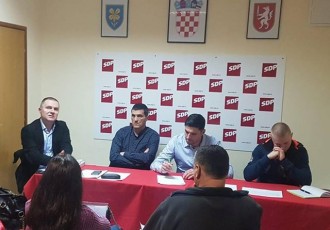SDP-ovci zajedno s predsjednikom Bernardićem krenuli u pripreme za županijske izbore