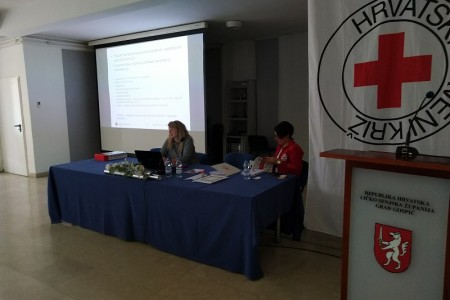 Gospićki Crveni križ domaćin seminara o odgoju za humanost od malih nogu