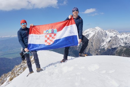 Uskršnji uspon Milana Krznarića i Stipe Piršljina na 2,060 metara visoku Begunjščicu