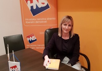 I dalje traje neizvjesnost u Hrvatskoj narodnoj stranci u Gospiću, Dea Grivičić podnijela ostavku na mjesto povjerenika