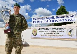 Skupnik Nikola Knežević najspremniji je pripadnik HV-a!