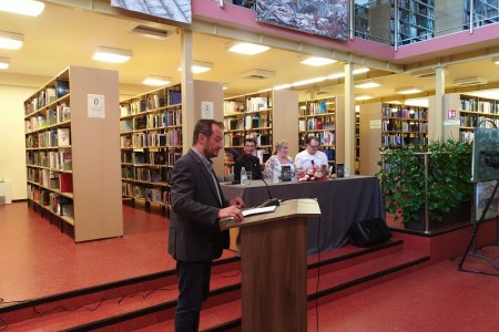 U Gospiću predstavljena knjiga Doncameron autora don Anđelka Kaćunka