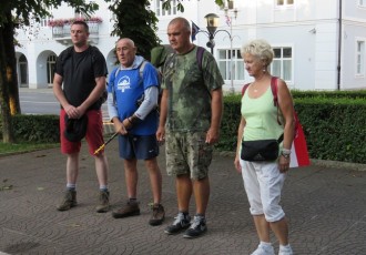 Pohvalno: hodanjem od Gospića do Ljubova u spomen na poginule branitelje