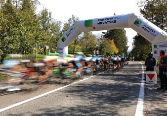Druga etapa velike biciklističke utrke CRO race  prošla kroz Liku