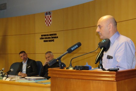 Vijećnici HDZ-a, NL Darka Milinovića, HSP-AS-a i HSS-a ruše Proračun Grada Gospića na štetu građana