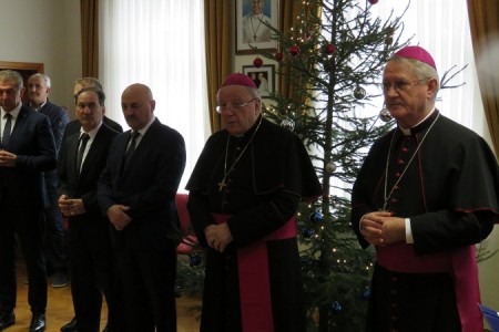 Alarmantno: prošle godine na području Gospićko-senjske biskupije 583 krštenja i 1,201 umrla osoba!