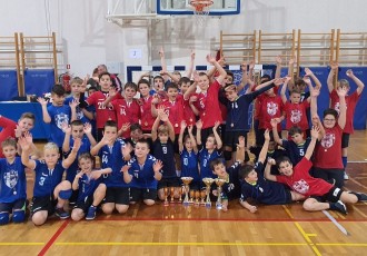 BRAVO: sva tri zlata dječaka i srebro djevojčica Rukometnog kluba „Gospić“ na turniru malog rukometa u Opatiji!!!