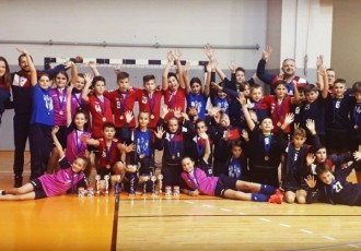 Zlato i dvije bronce rukometaša Gospića u Šibeniku