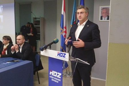 Andrej Plenković:”koristit ćemo svaku priliku kako bi pomogli razvoj Like”!