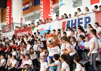 Nakon prvog rukometnog turnira u Ličko-senjskoj županiji Plazma Sportske igre mladih posjetile su Otočac s programom o održivom razvoju