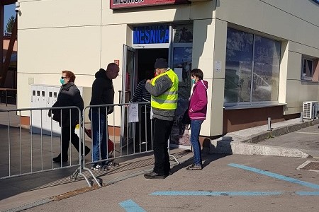 Dozvoljen rad tržnicama uz posebne mjere