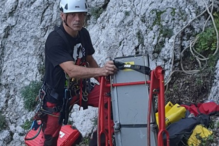 BRAVO za gospićke gorske spašavatelje: spašena penjačica s Bačića kuka