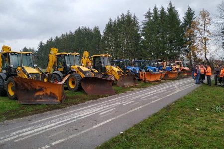 Zimska služba  u  Gospiću spremna za zimu