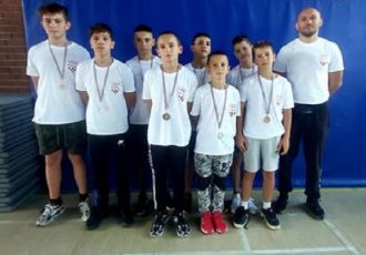 BRAVO: odlični rezultati gospićkih hrvača na turniru u Slatini