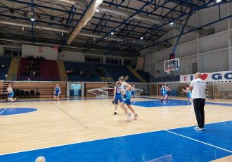Kadetkinje ženskog košarkaškog kluba Gospić poražene od riječkog FSV-a