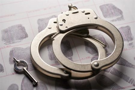 19-godišnjakinja u Otočcu počinila 28 kaznenih djela neovlaštene prodaje droge marihuane