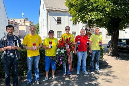 Izaslanstvo Udruge “Marakana Gospić” odalo počast poginulim hrvatskim braniteljima