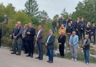 TUŽNO: u Lovincu memorijalni pohod u sjećanje na dan kada su Lovinčani napustili svoja ognjišta pred Velikosrpskom agresijom