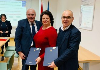 Opća bolnica Gospić potpisala ugovor o integraciji s Općom bolnicom Zadar i KBC-om Rijeka
