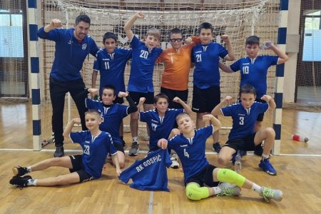 Dječaci U11 RK Gospić upisali pobjedu i poraz, Pintar u dva susreta zabio 19 golova